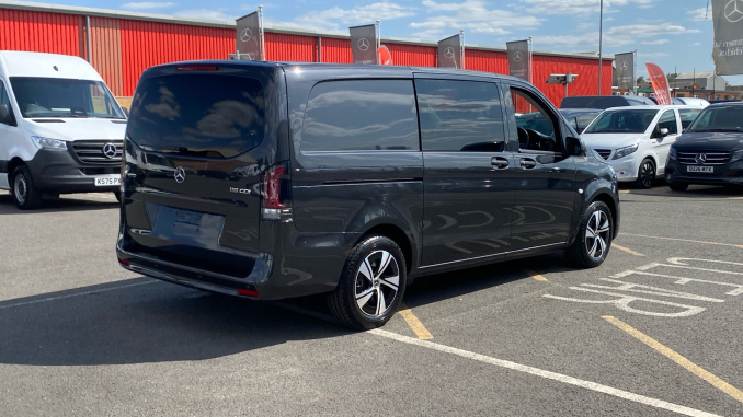 Mercedes-Benz Vito L2 Diesel Rwd 119CDI Select Crew Van 9G-Tronic - Image 9